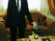 طالب مصري ينجح في اختراع ميكروسكوب فريد من نوعه عالميا